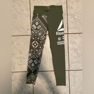 REEBOK | Camo Green Graphic Design Workout Leggings Size XS